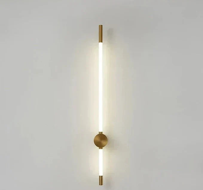 Κάθετο επίτοιχο φωτιστικό LED LumaFlex — Λεπτό μεταλλικό φινίρισμα, ενεργειακά αποδοτικός φωτισμός