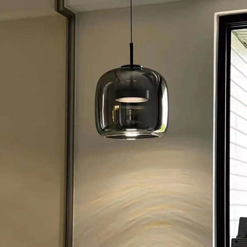 مصباح معلّق زجاجي بتصميم إسكندنافي | إضاءة محيطية دافئة بزجاج كهرماني أو شفاف أو رمادي | Ø 15 أو 25 أو 35 سم | إضاءة عصرية للمطبخ وغرفة الطعام وغرفة المعيشة - Lamylie