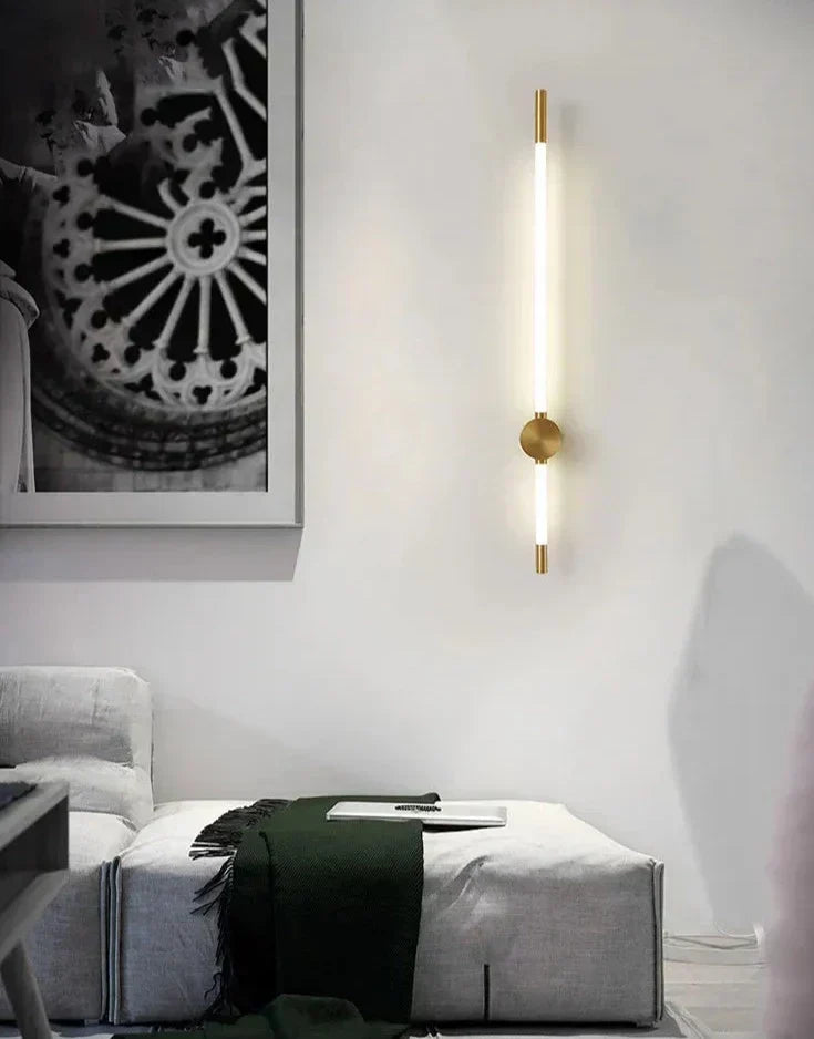 Κάθετο επίτοιχο φωτιστικό LED LumaFlex — Λεπτό μεταλλικό φινίρισμα, ενεργειακά αποδοτικός φωτισμός