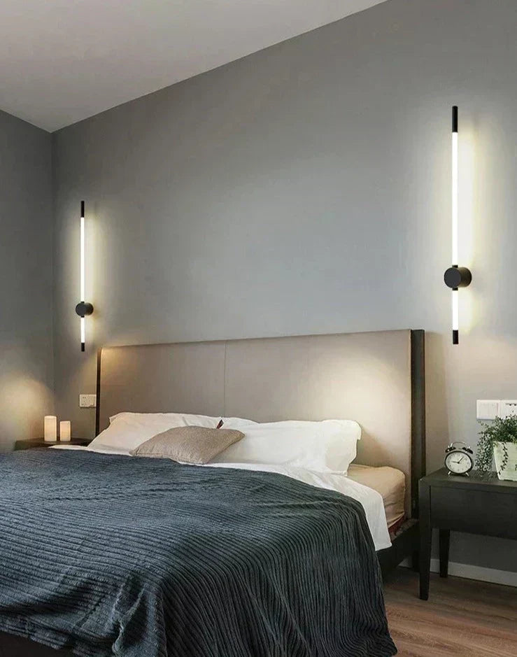 Κάθετο επίτοιχο φωτιστικό LED LumaFlex — Λεπτό μεταλλικό φινίρισμα, ενεργειακά αποδοτικός φωτισμός