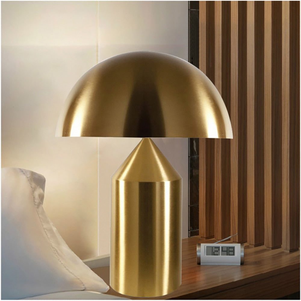 Nova nordische Tischlampe – Sanfte Berührungssteuerung, Schwarz, Weiß, Gold