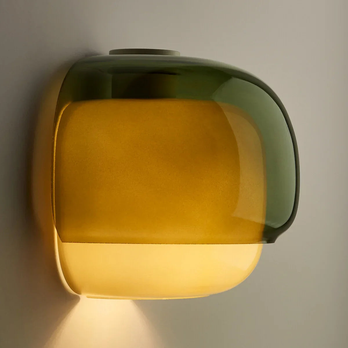 Lampada da parete moderna in vetro con doppio paralume a forma di fungo | Accento colorato per camera da letto e corridoio - Lamylie