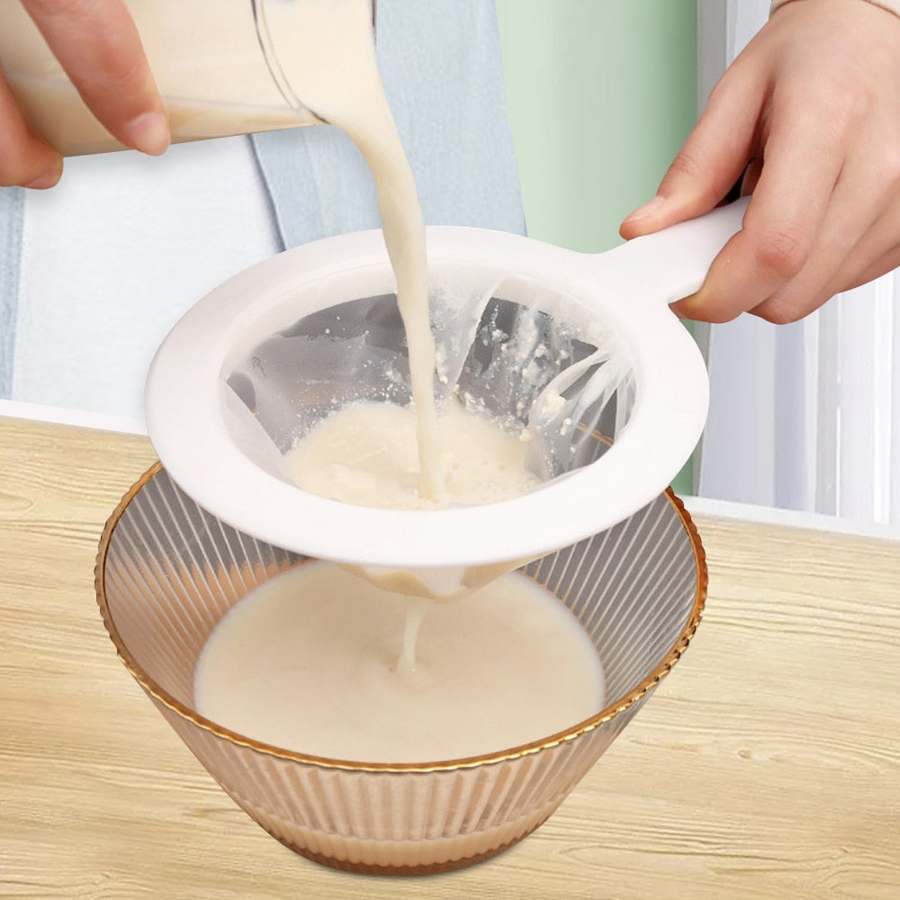 Mesh Strainer for Cooking and Baking – Precision Sieve for Sauces, Broths, and Dry Ingredients - Lamylie