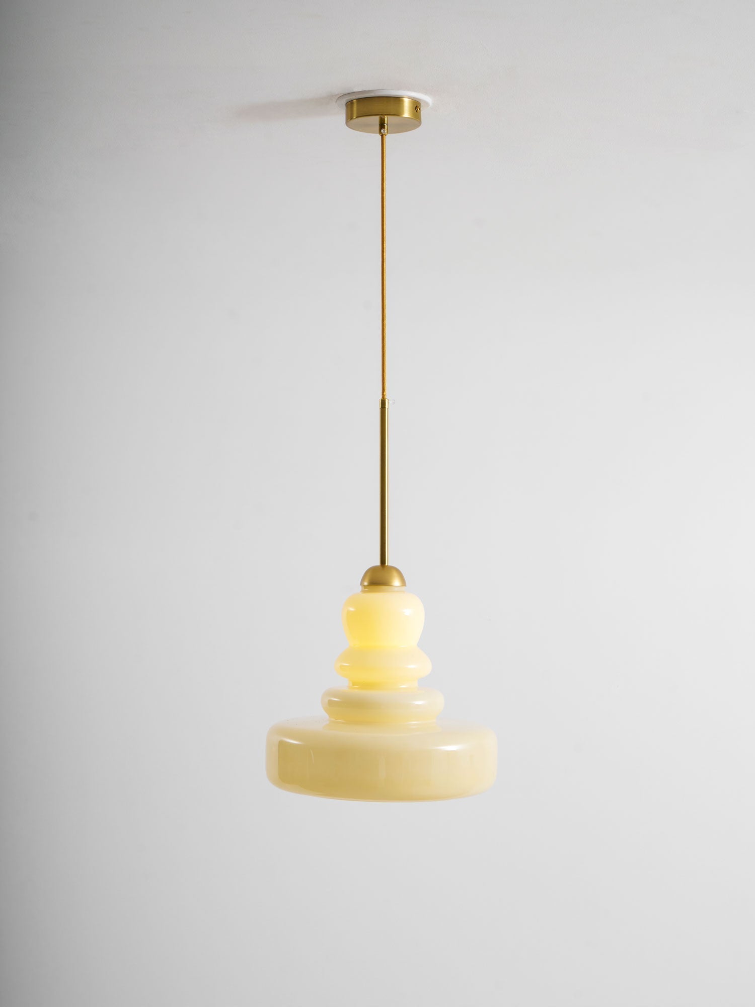 Lampă suspendată din sticlă, design industrial, chihlimbar și bej, dulie E26/E27 Ø30cm, pentru living, bucătărie și sufragerie - Lamylie