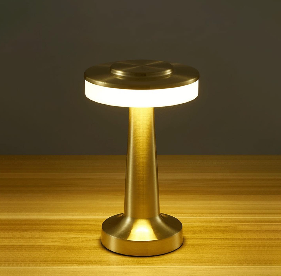 Kabellose LED-Akku-Tischlampe LuxeLamp - Dimmbar per Touch - Gold - Lamylie