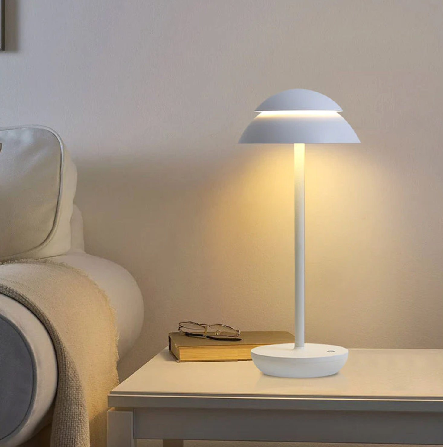 Wireless Dimmable LED Battery Table Lamp LuxeGlow - Modern via Touch | Living Room | Reading Lamp | Bedside Lamp - Lamylie
