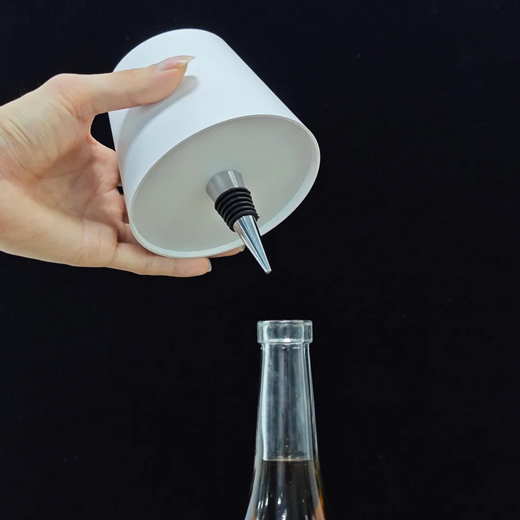 LuxeBottle – Kabellose LED-Tischlampe im Flaschendesign – Dimmbar | USB | Wohnzimmer | Dekoration – Lamylie