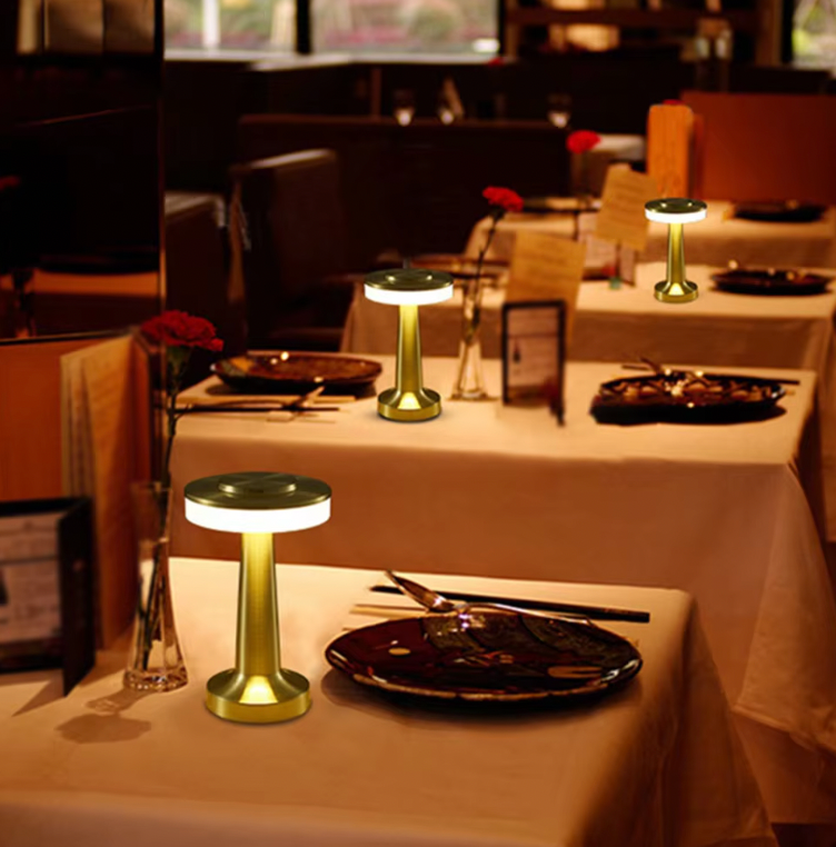 Kabellose LED-Akku-Tischlampe LuxeLamp - Dimmbar per Touch - Gold - Lamylie