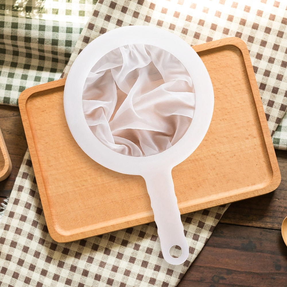 Mesh Strainer for Cooking and Baking – Precision Sieve for Sauces, Broths, and Dry Ingredients - Lamylie