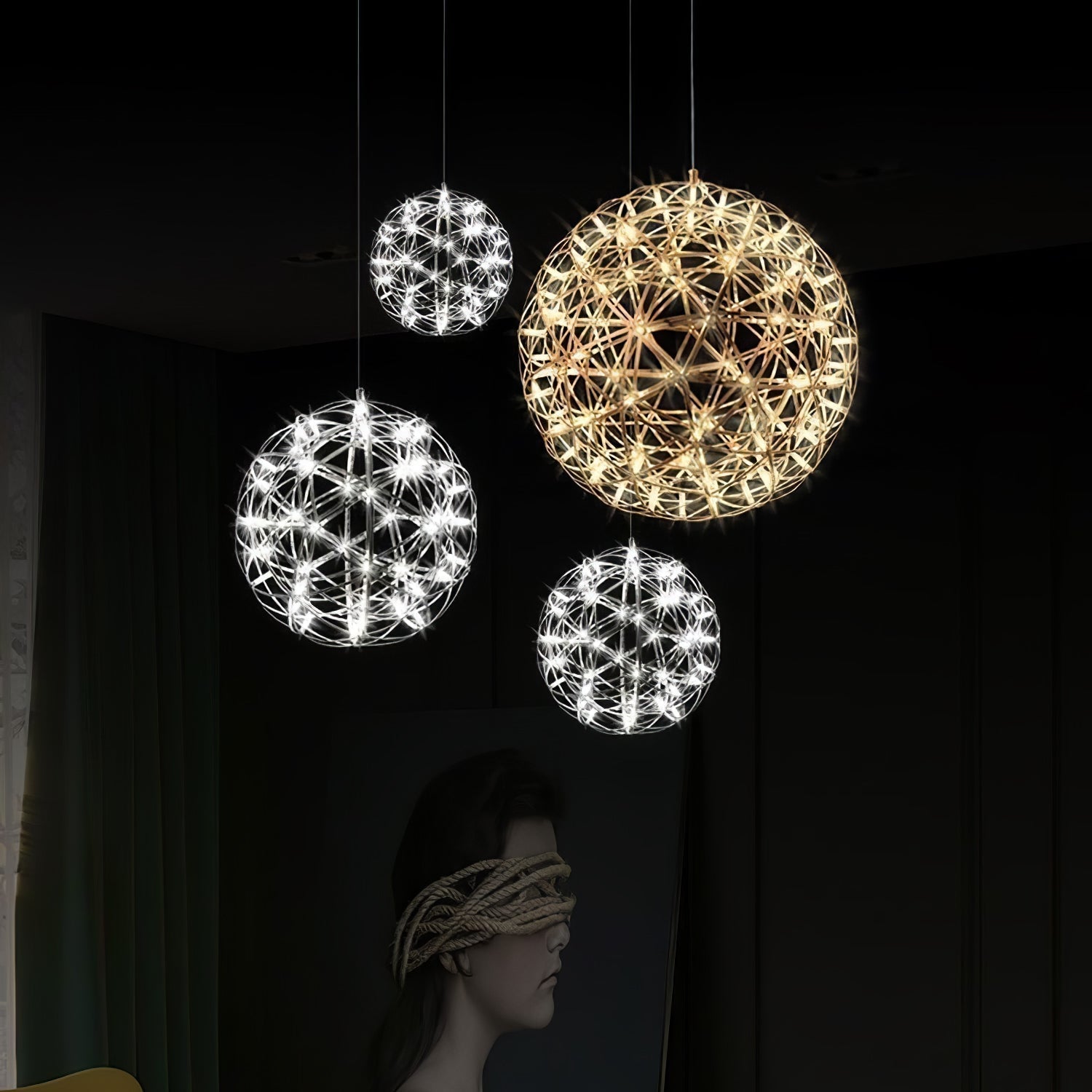 Stříbrná LED závěsná lampa ve tvaru koule, ambientní osvětlení, moderní svítící koule se stmívatelnými světelnými body, průhledná křišťálová koule, dekorativní skandinávský design, teplé bílé světlo, průmyslová interiérová lampa – Lamylie