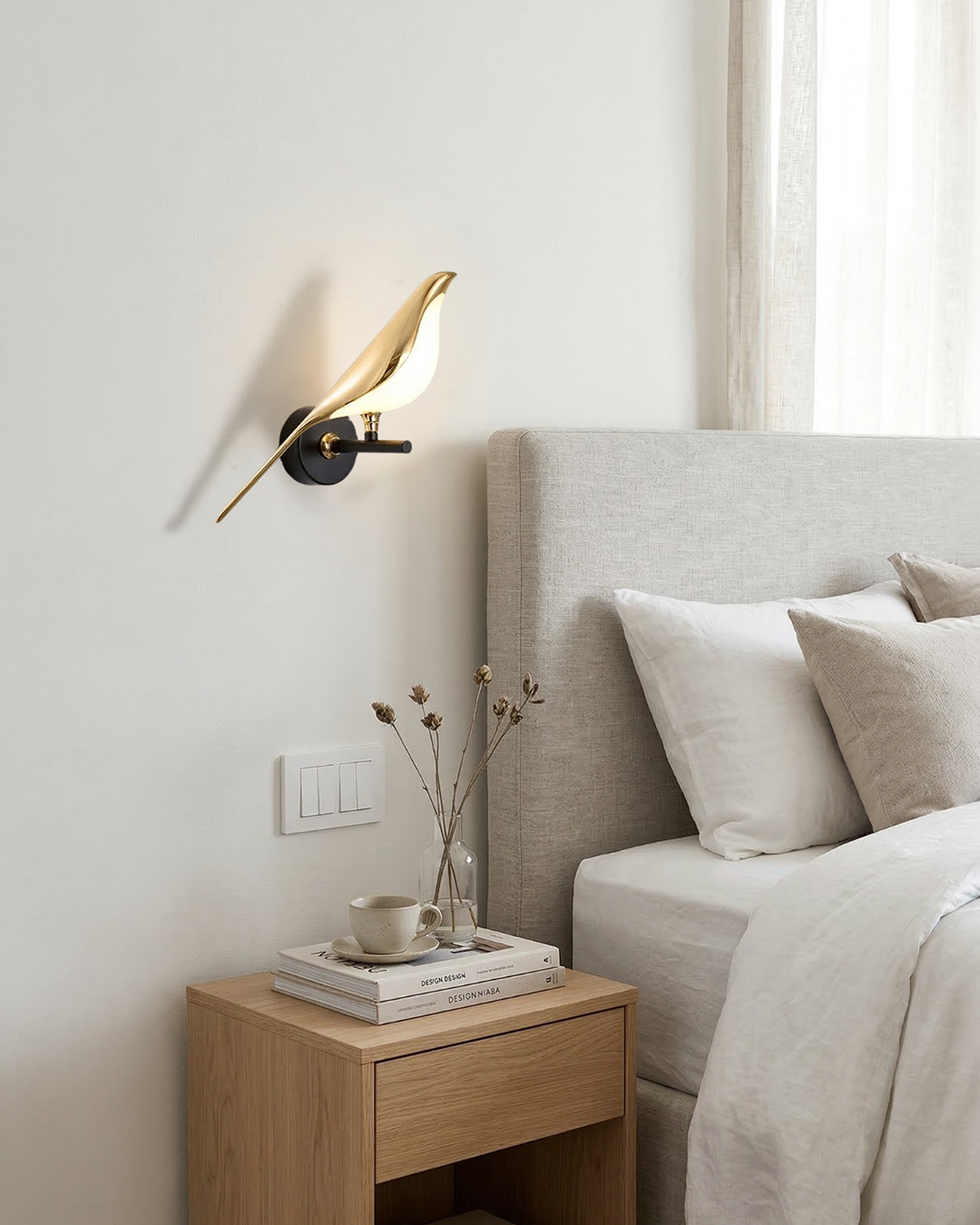 Bird Wall Lamp - Modern Sculptural Lighting with Natural Shapes - Frosted Glass Diffuse Light - Gold Finish - Lamylie