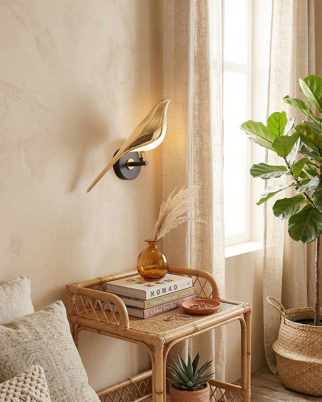 Bird Wall Lamp - Modern Sculptural Lighting with Natural Shapes - Frosted Glass Diffuse Light - Gold Finish - Lamylie