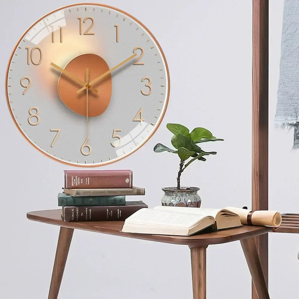 Stille Wanduhr mit digitalem Design in Farbverlauf und Gold - Lamylie