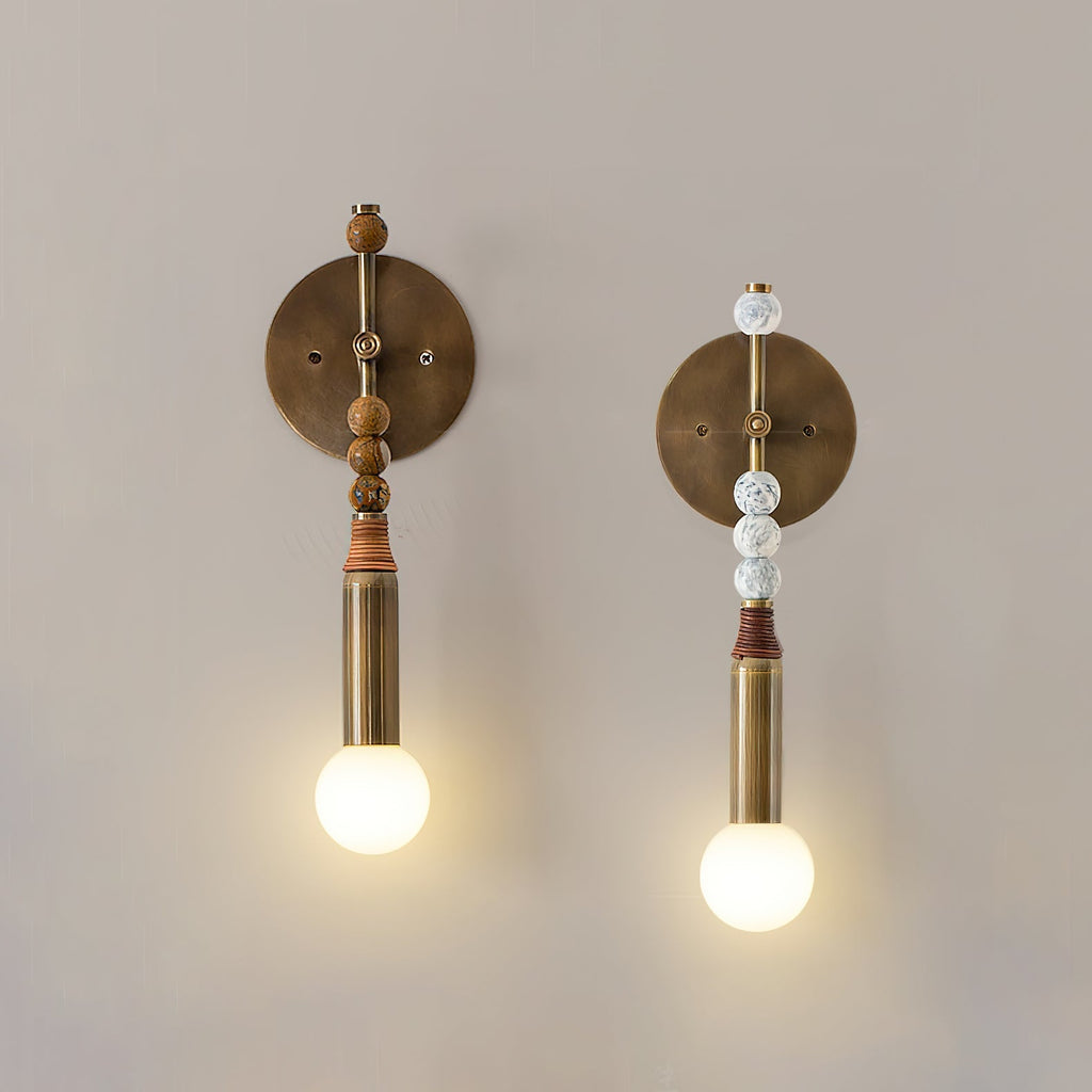 Lampă de perete Toam din marmură și alamă | Design inspirat de Persepolis, cu finisaj din alamă antichizată, 18.9 și 27.6 inch – Lamylie