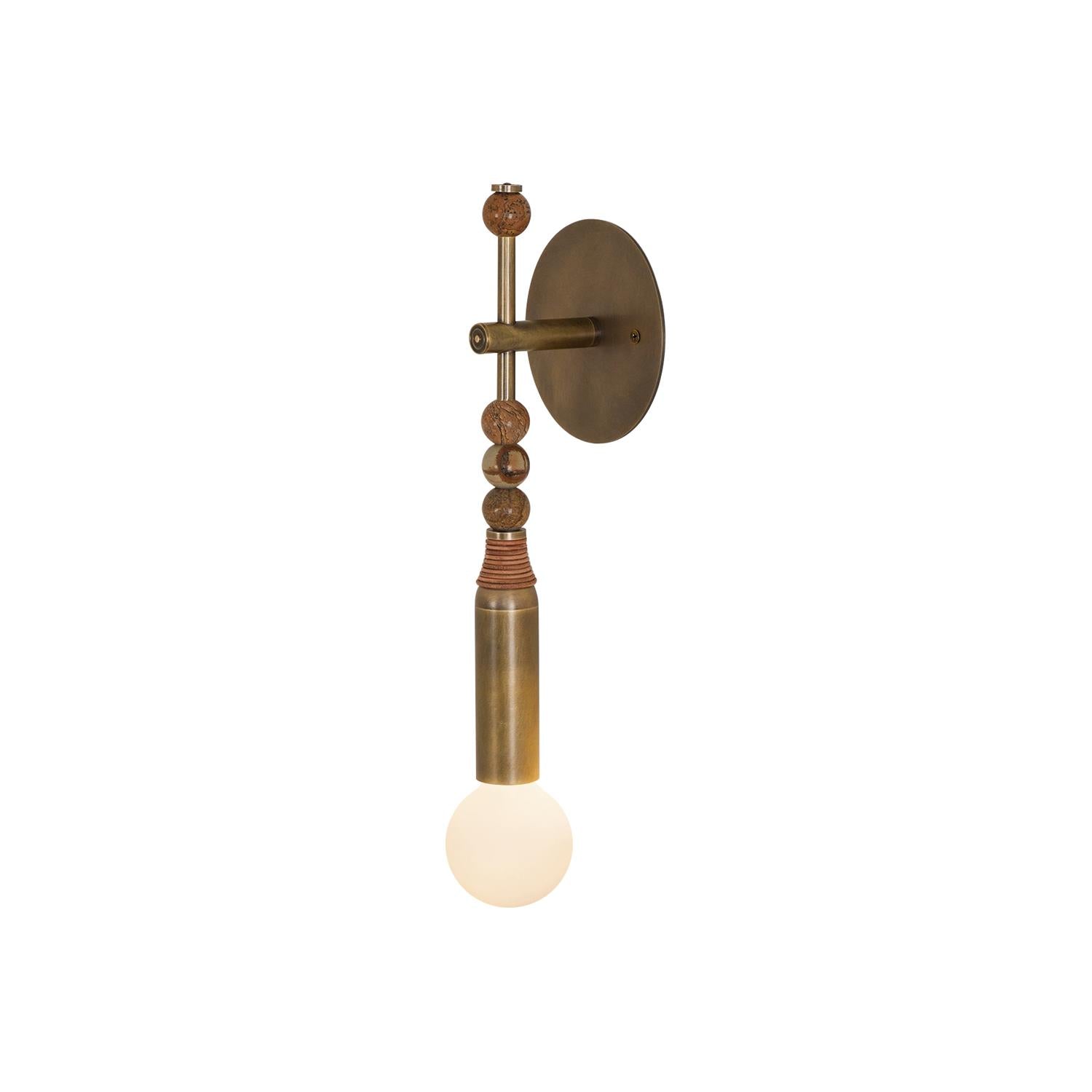 Nástěnná lampa Toam z mramoru a mosazi | design inspirovaný Persepolis se staromosaznou povrchovou úpravou, 18.9 a 27.6 inch – Lamylie