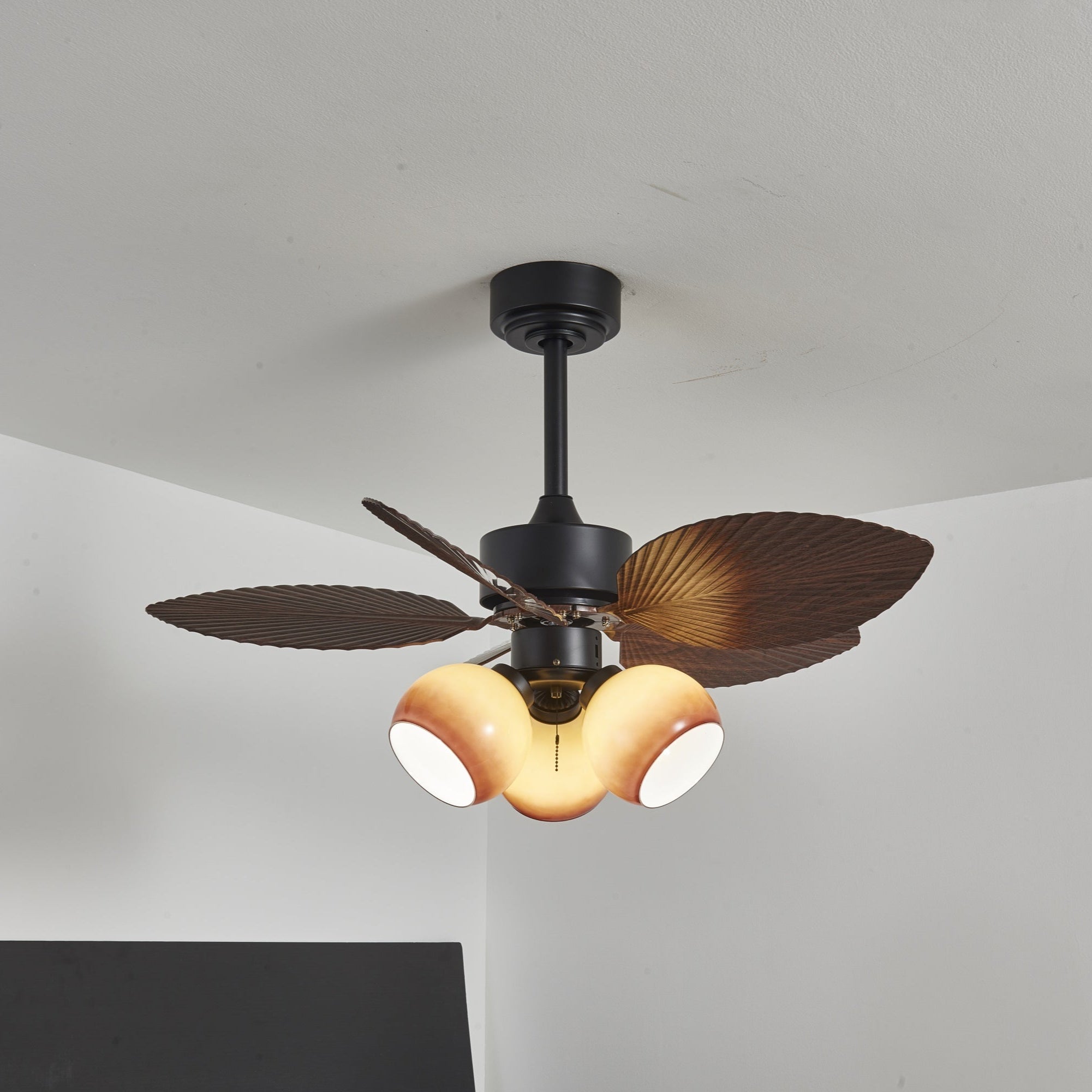 Vintage mennyezeti ventilátor világítással | 91 cm átmérő | Diófa felület és narancssárga lámpaernyő – Lamylie