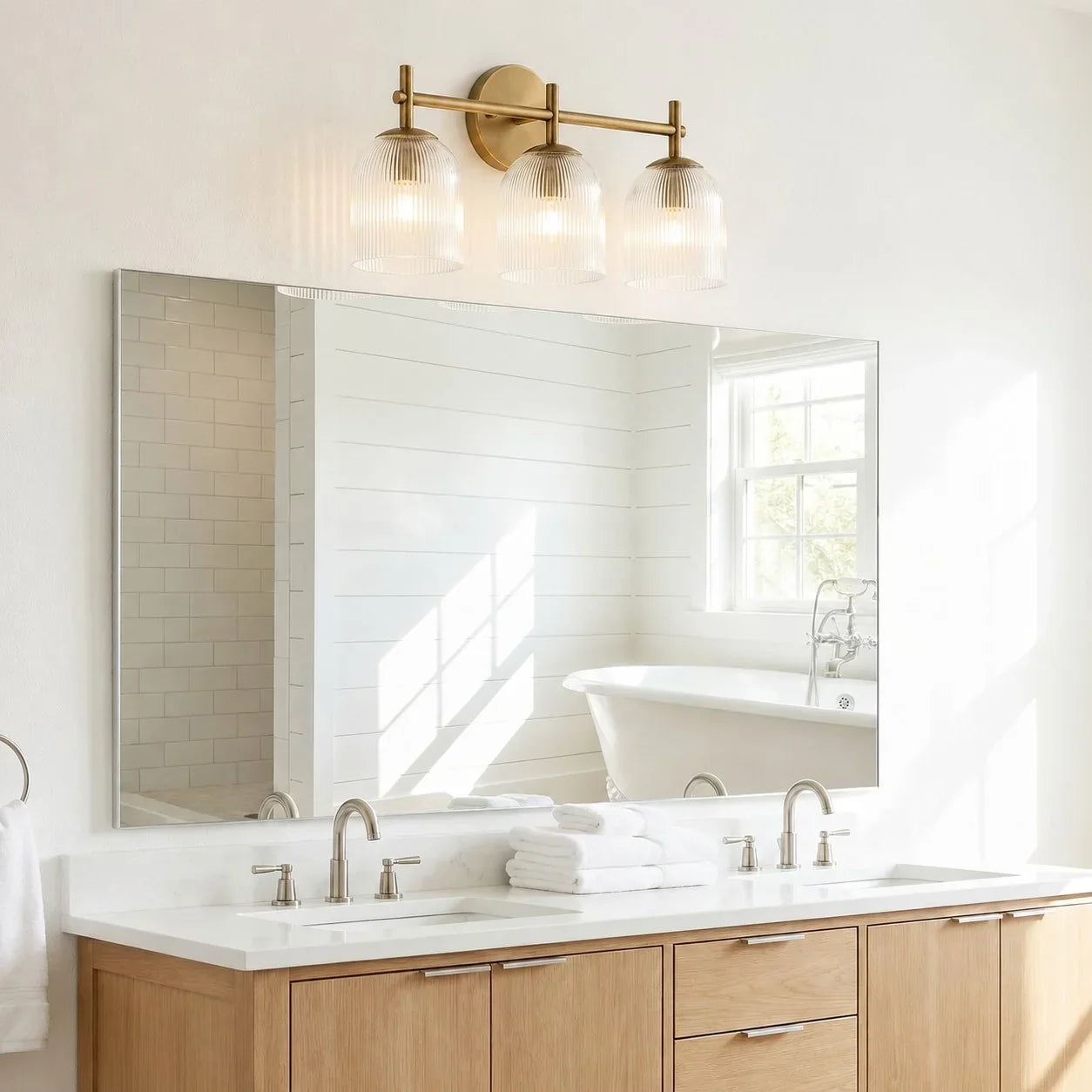 Candeeiro de parede com vidro canelado e acabamento em cobre para corredor, quarto e casa de banho – Lamylie