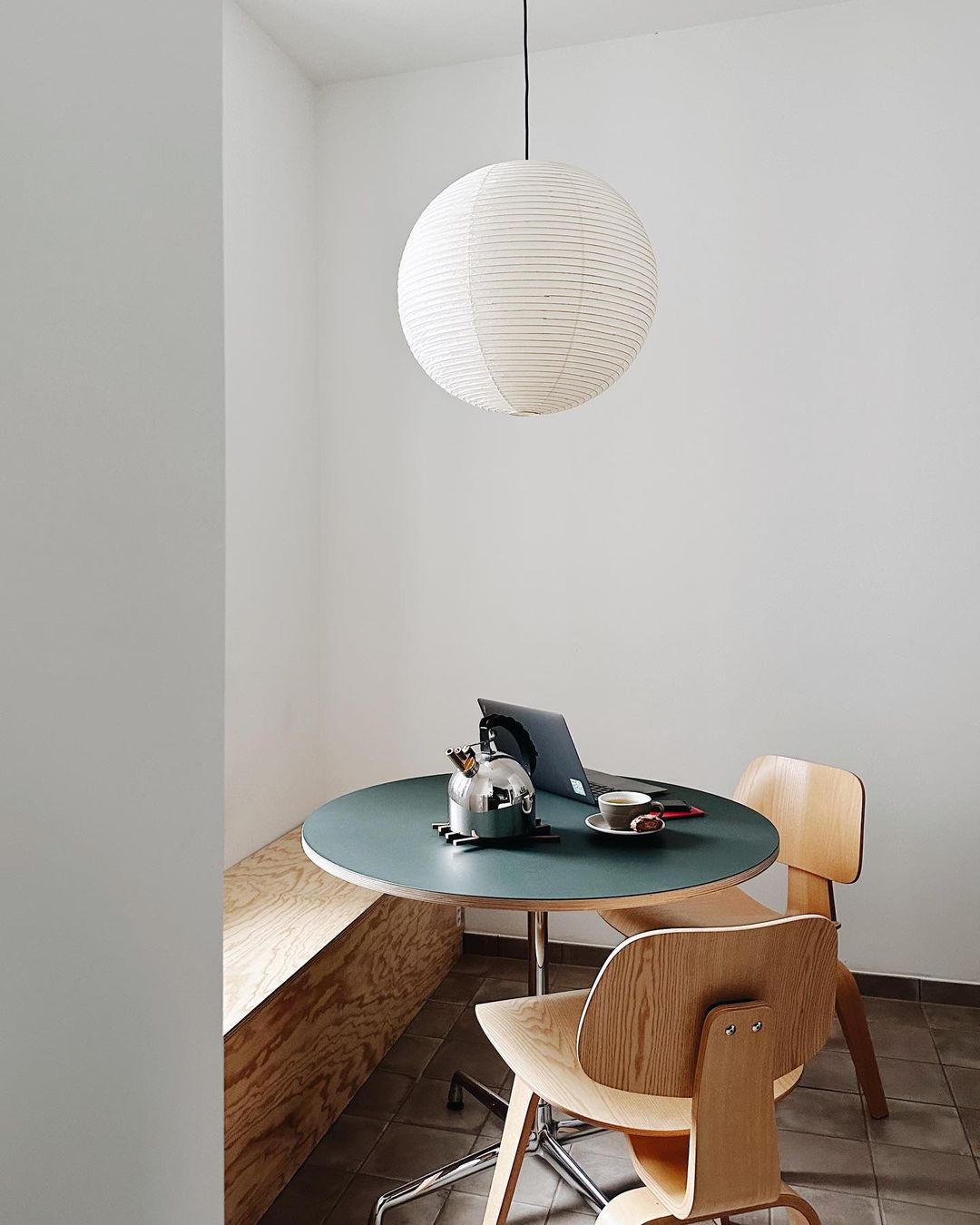 Japanese Mulberry Paper Pendant Lamp — Handmade Washi Lampshade Globe Ambient Lighting - Lamylie