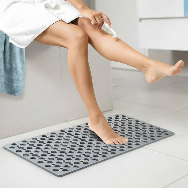Non-Slip Bath Mat for Safe Use in Bathroom - Lamylie