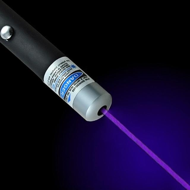 Výkonné laserové ukazovátko v červené, zelené a modrofialové barvě - Lamylie