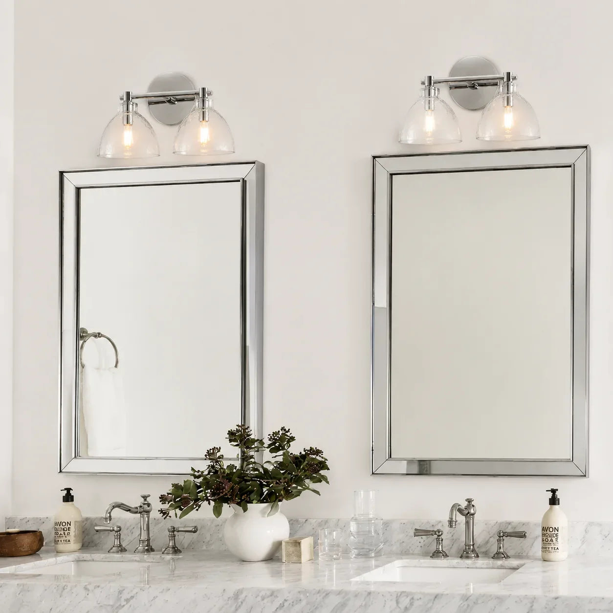 Applique murale en verre recyclé, laiton antique | Éclairage mural minimaliste pour salle de bains, couloir, entrée et chambre à coucher – Lamylie
