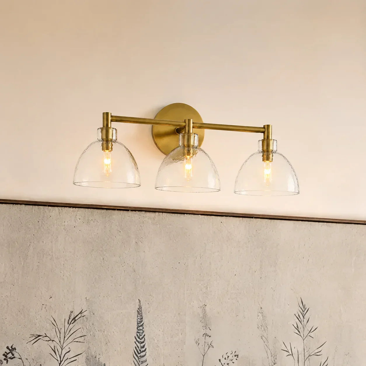 Applique murale en verre recyclé, laiton antique | Éclairage mural minimaliste pour salle de bains, couloir, entrée et chambre à coucher – Lamylie