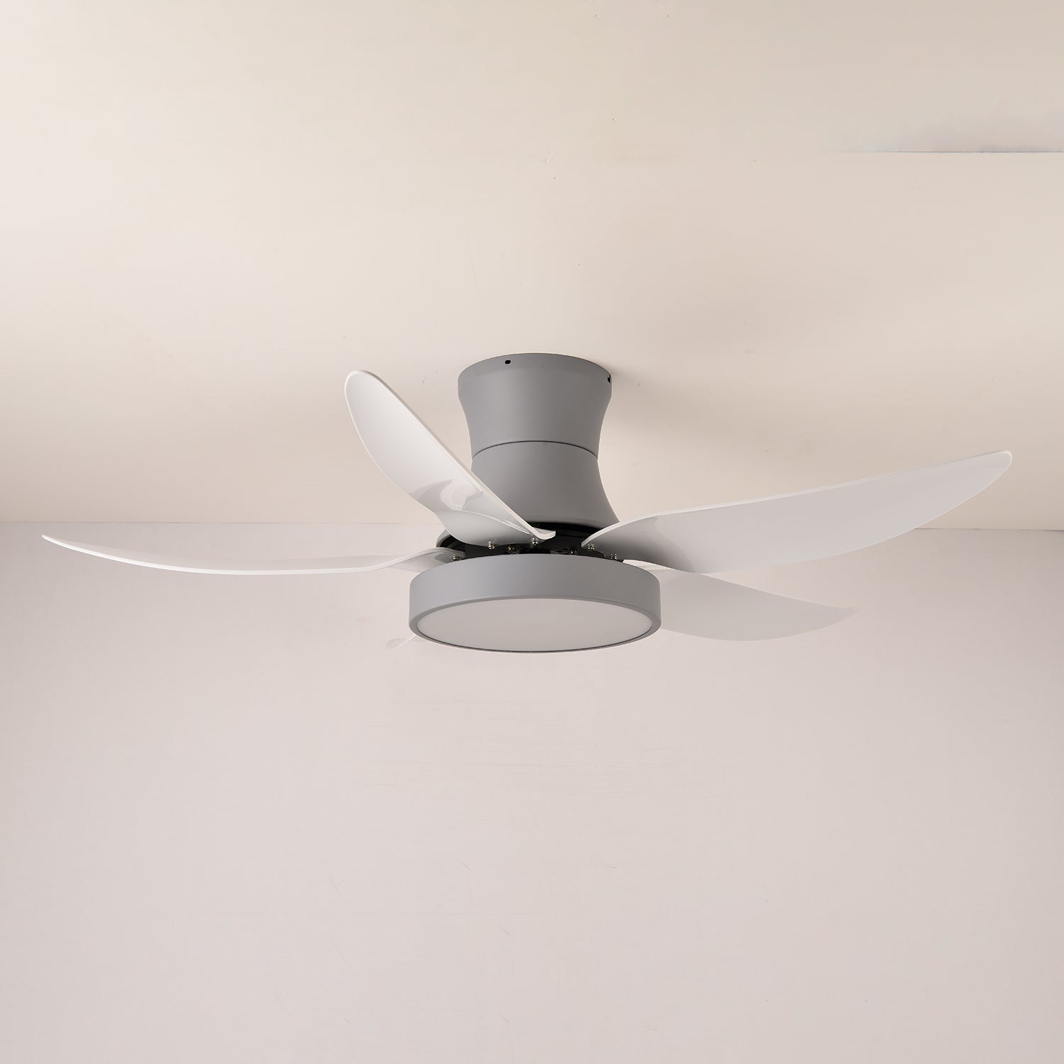 Takvifte med belysning 132 cm, moderne svart metall og plast, LED 24 W, justerbar med 6 hastigheter – Lamylie