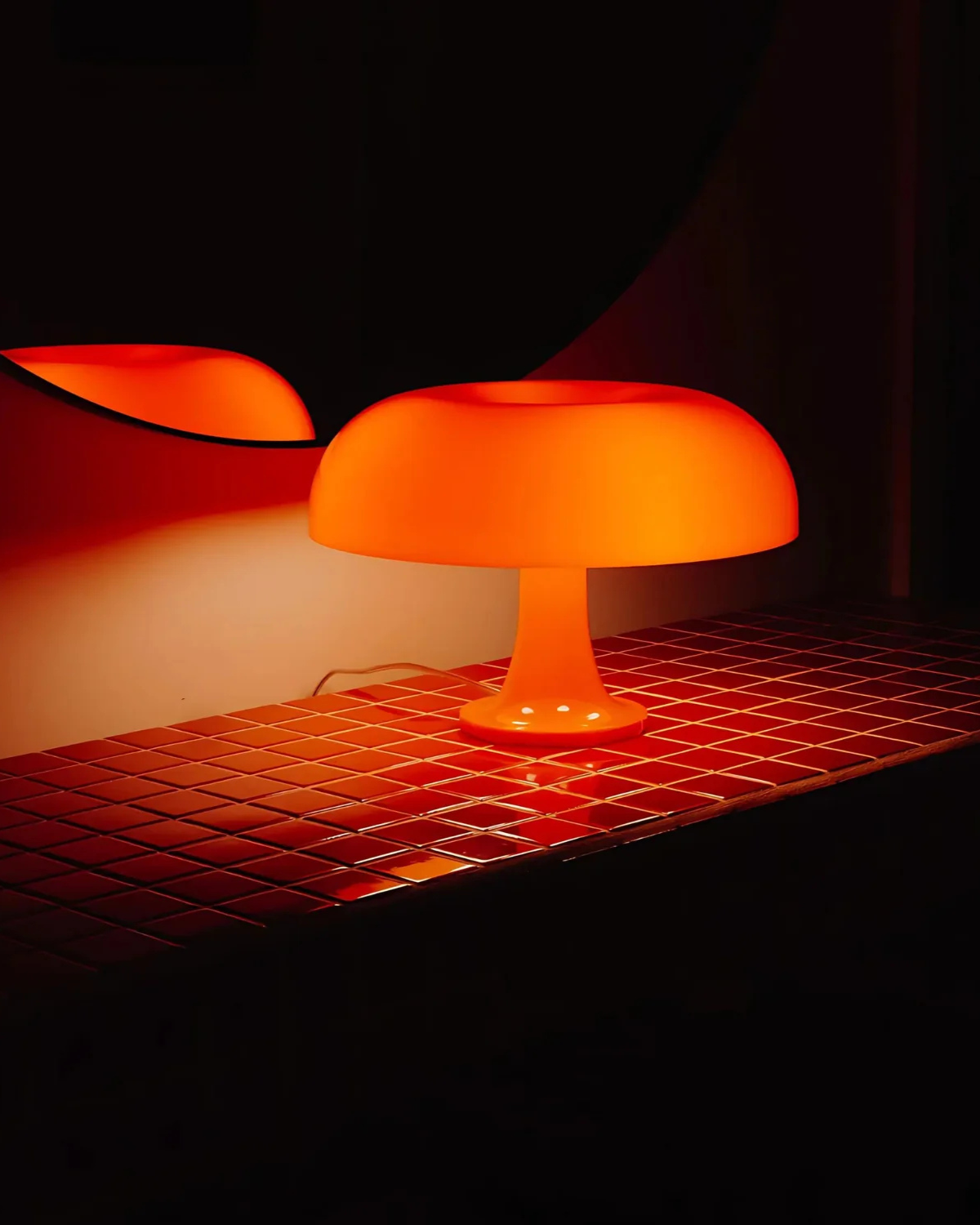 Bauhaus Desk Lamp Vintage Dome – Gentle Illumination in Classic Style - Lamylie
