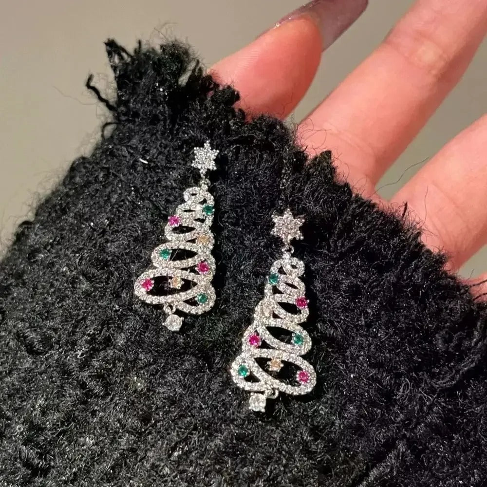 LumaBelle Christmas Earrings — Shine Bright All Season with Featherlight Festive Glam - Lamylie