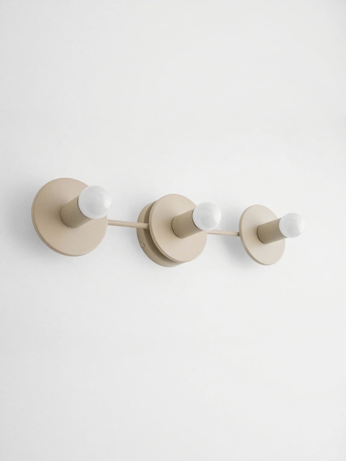 Minimalist Bathroom Lamp with Three Light Points - Available in Multiple Colors - Lamylie