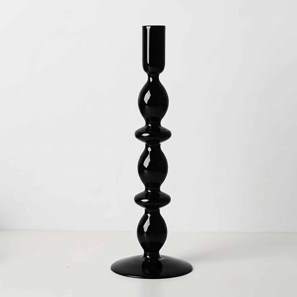 Auravine vas och ljushållare i glas — skulptural, minimalistisk form