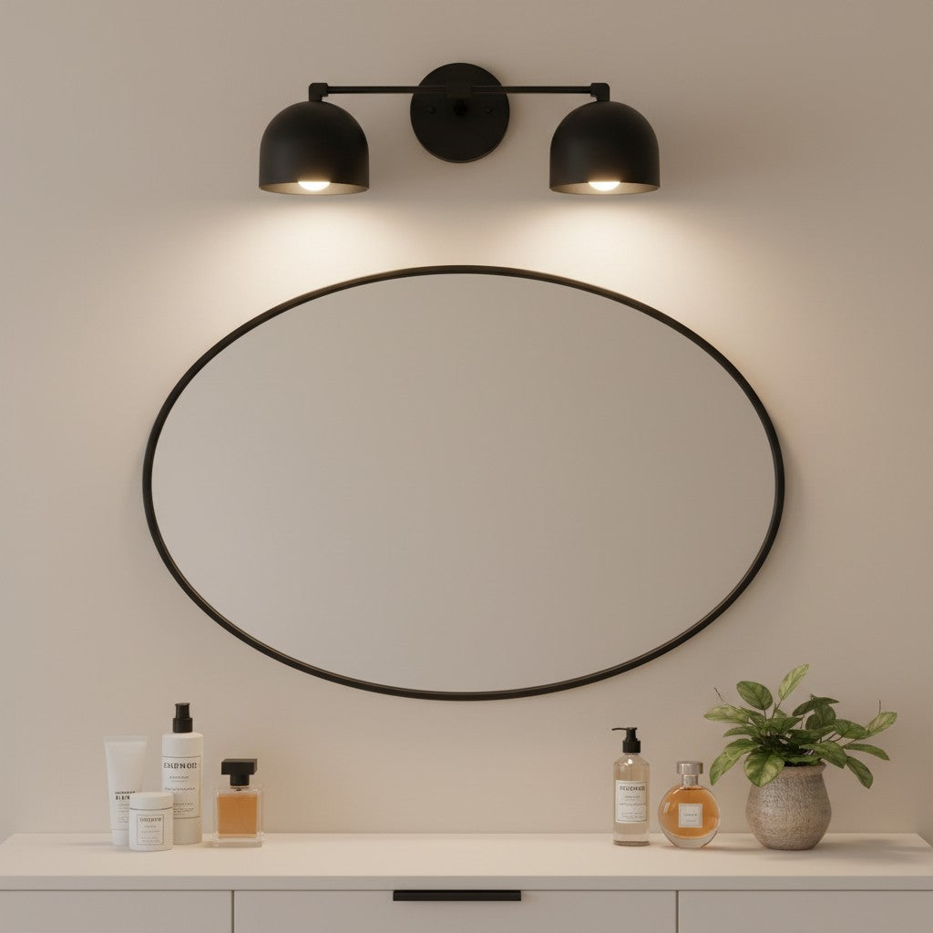 Lampada da parete in metallo con paralume sferico | Lampada dall’atmosfera scandinava per bagno, camera da letto e soggiorno | Illuminazione da parete moderna nera, oro e ottone - Lamylie