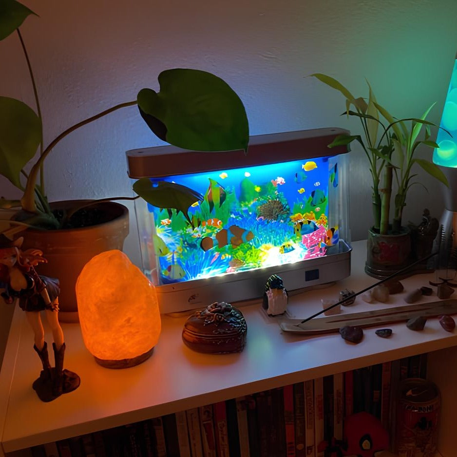 Retro Aquarium Lamp with Moving Fish | Soothing Ambient Light for Living Room, Office, Kids’ Room | No Maintenance Needed | Nostalgic LED Lamp - Lamylie