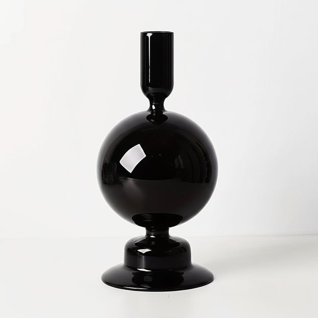 Auravine vas och ljushållare i glas — skulptural, minimalistisk form