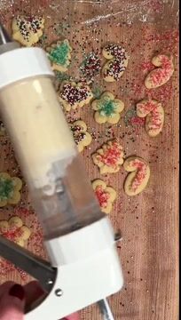 Kakor | Degpress i aluminium | Spritsade bakverk och dekoration | Bakezy - Lamylie