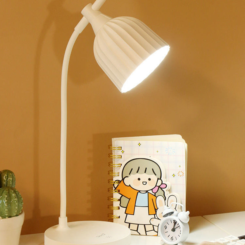 Flexibilní stolní LED lampa - Lamylie