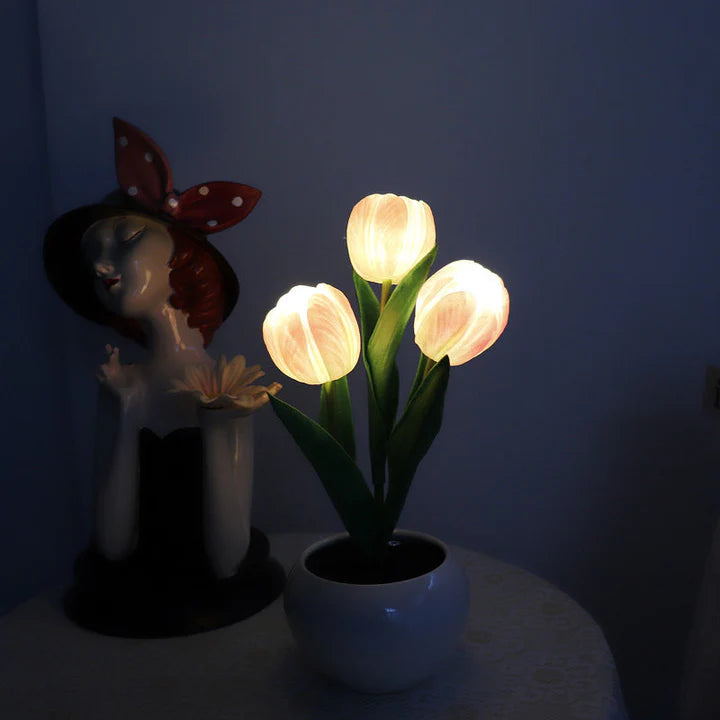 Tulip LED Desk Lamp in Ceramic Vase – Warm Ambient Light - Lamylie