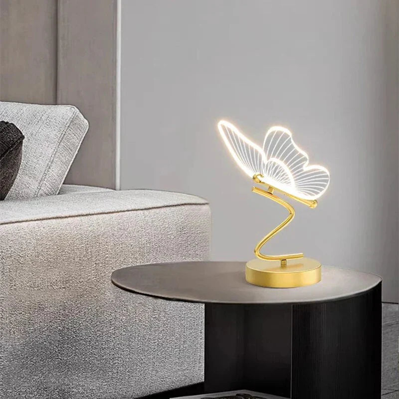 Butterfly LED Desk Lamp with Acrylic Wings – Warm Ambient Light - Lamylie