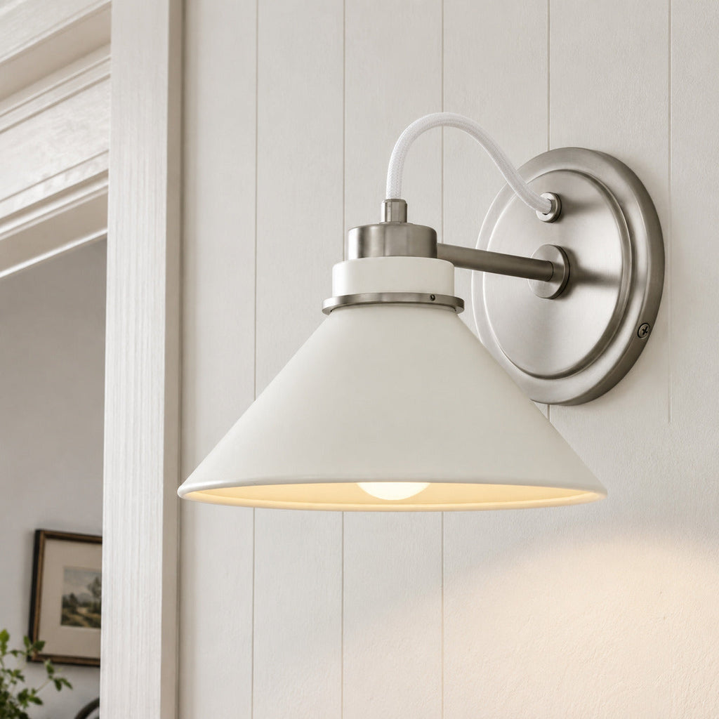 Globus Wandleuchte mit gebogenem Arm | Moderne Industriebeleuchtung für Bad, Schlafzimmer und Flur - Lamylie