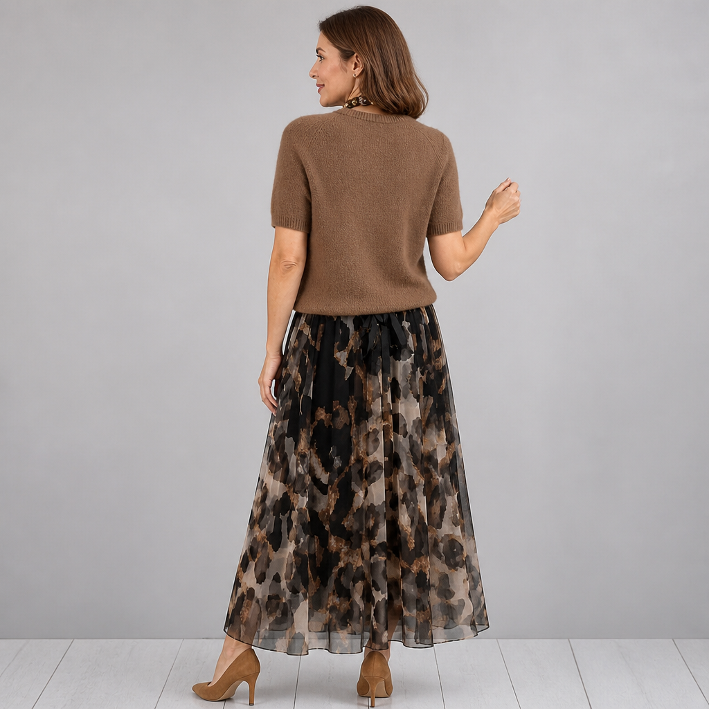 LuxuryLynx – Set aus weichem Strickoberteil und fließendem Maxirock mit Leopardenmuster – Lamylie