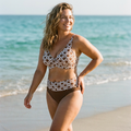 Marisol – Geometrisches Bikini-Set mit hoher Taille und Wickel-Crossover-Oberteil – Lamylie