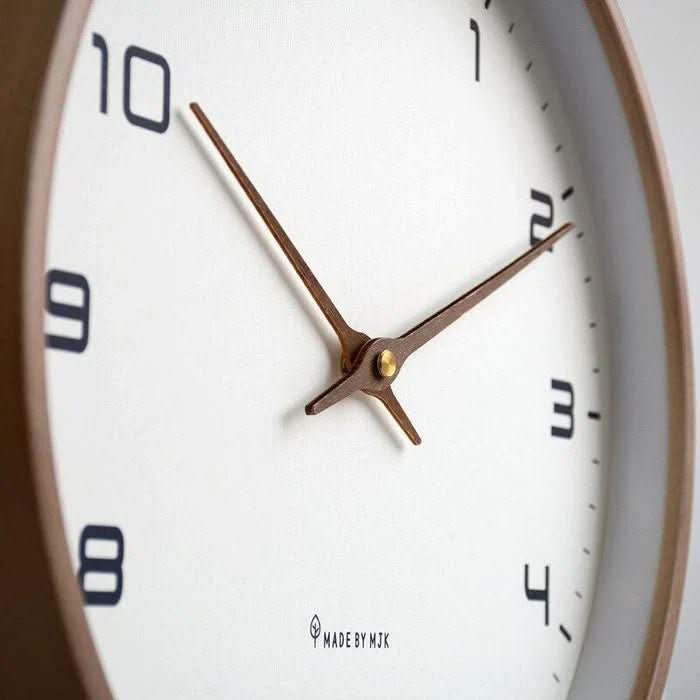 Horloge murale en bois au design moderne avec mécanisme silencieux - Lamylie