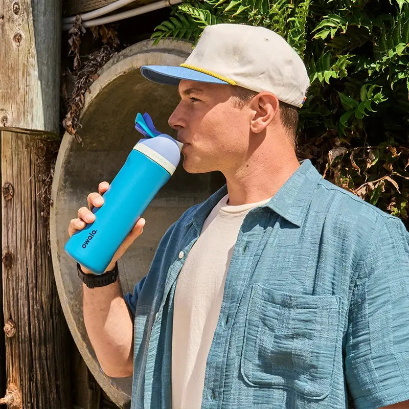 Stainless Steel Water Bottle 710ml with FreeSip Spout | Leakproof & 24h Cold | Ideal for Sports & Travel - Lamylie