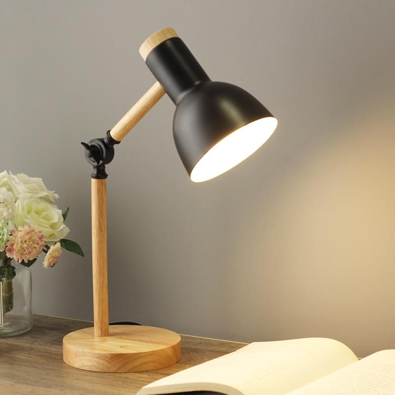 Scandinavische houten tafellamp met draaibare kop en ledverlichting - Lamylie