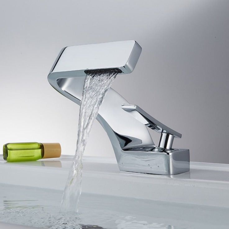 Moderner gebogener Wasserhahn für einfache Bedienung – stilvolles Design – Lamylie