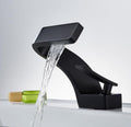 Moderner gebogener Wasserhahn für einfache Bedienung – stilvolles Design – Lamylie