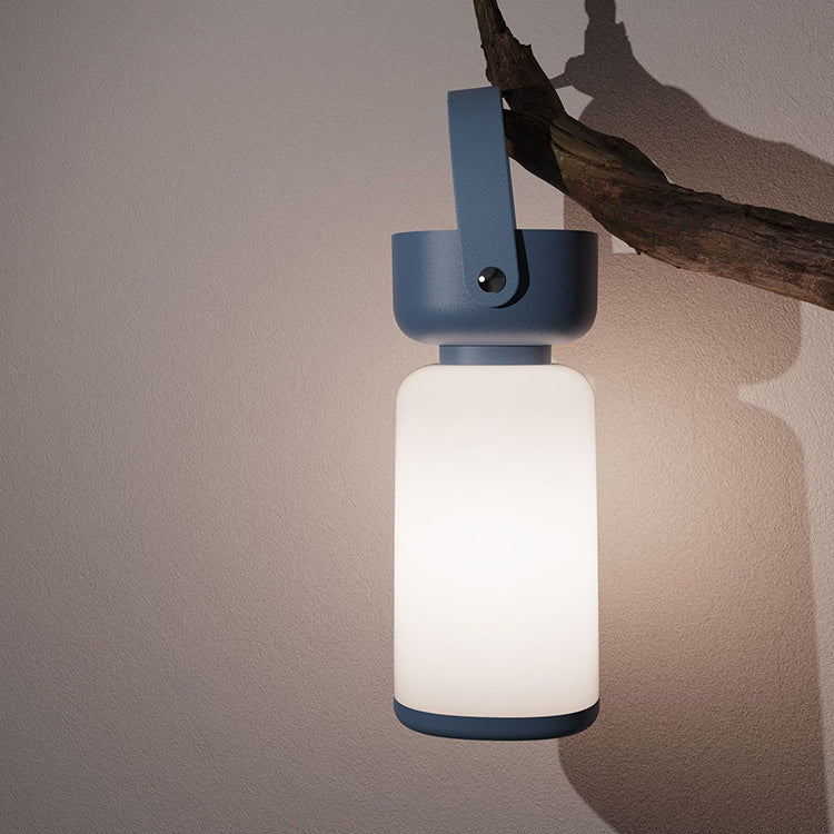 مصباح طاولة LED محمول أسطواني الشكل | تصميم عصري مقاوم للماء، قابل لإعادة الشحن عبر USB - Lamylie