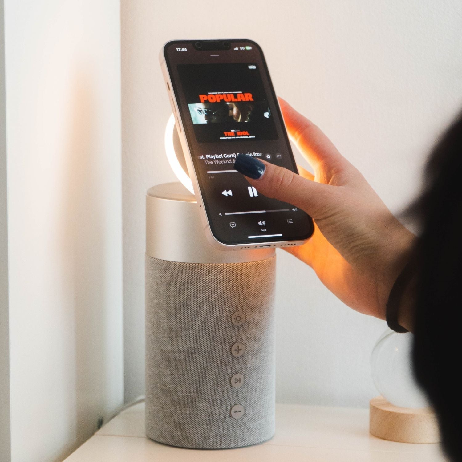 Wireless Speaker with Charging Function | 3-in-1 Bluetooth Speaker, MagSafe Power Bank & Ambient Lighting - Lamylie